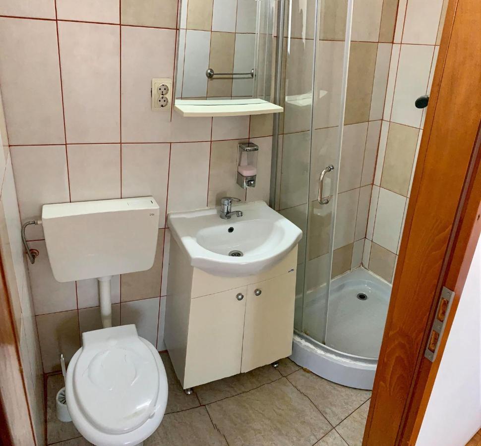 Casa Debora Hotel Haţeg Buitenkant foto