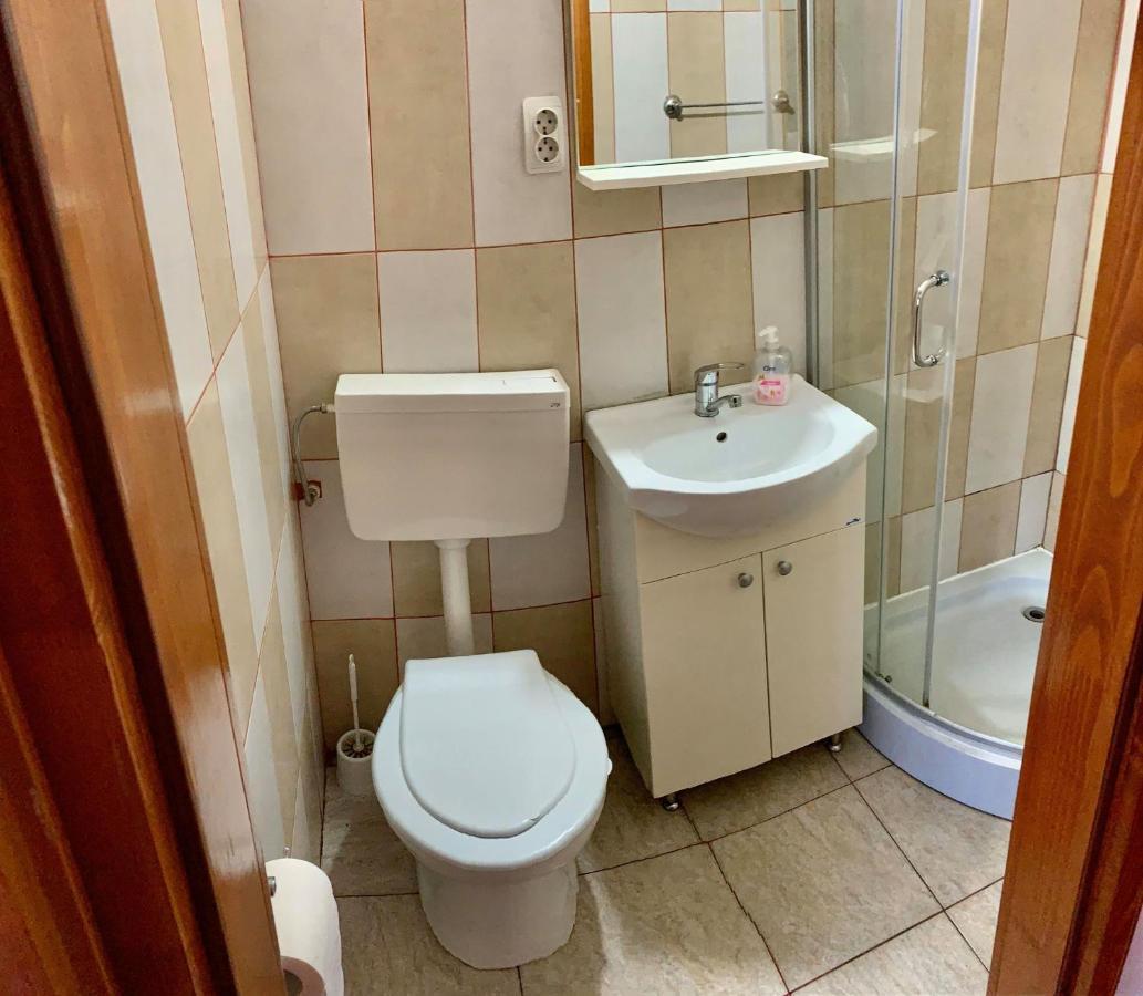 Casa Debora Hotel Haţeg Buitenkant foto